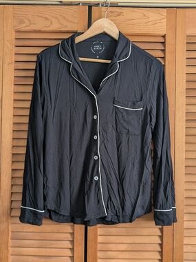 Women’s Black Contrast-Trim Pajama Shirt - Size S - Cozy Earth